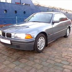BMW E36 Coupe 320i (Til salg)