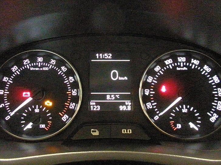 Skoda Fabia 1,6 TDI - MAXI DOT display,,det bliver jeg helt sikker glad ved. billede 9