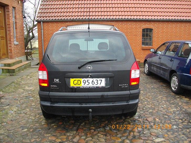 Opel Zafira DTI  - De nye baglygter pynter helt vildt, syntes jeg !  billede 5