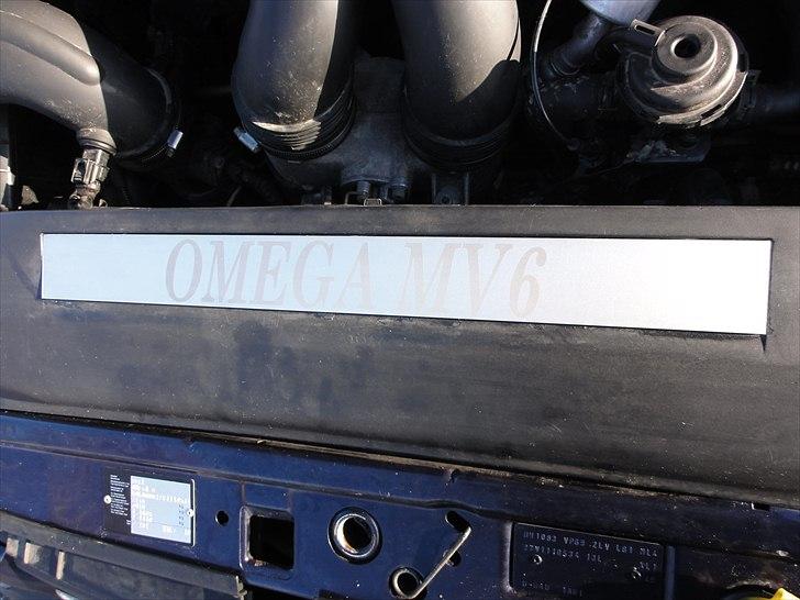 Opel Omega MV6 - Home design Alu skilt billede 9