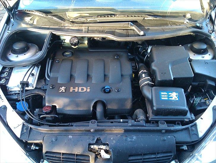 Peugeot 206(SOLGT) billede 11