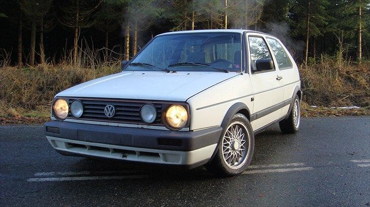 VW GOLF 2 1.8 8V solgt billede 3