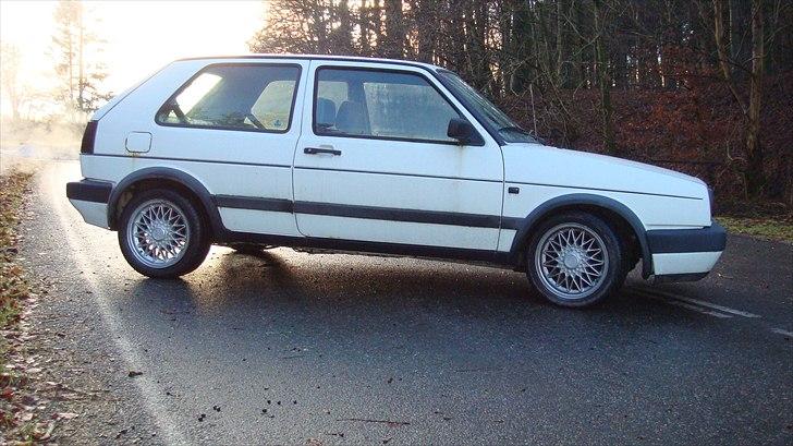 VW GOLF 2 1.8 8V solgt billede 4