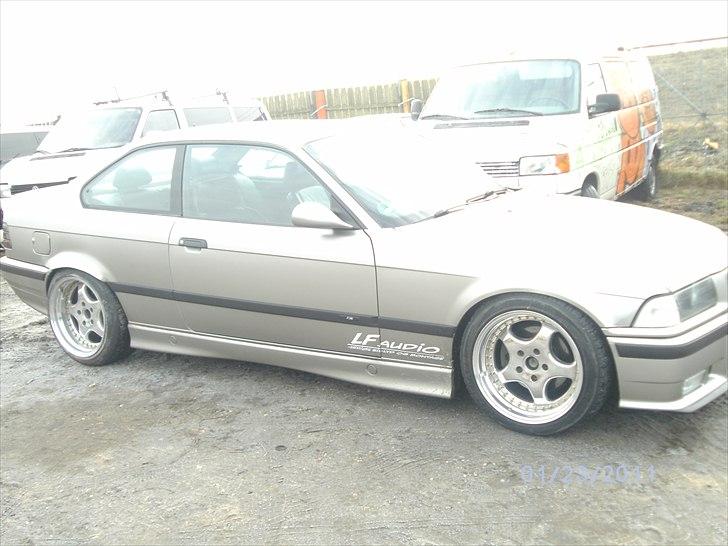 BMW e36 325i billede 6