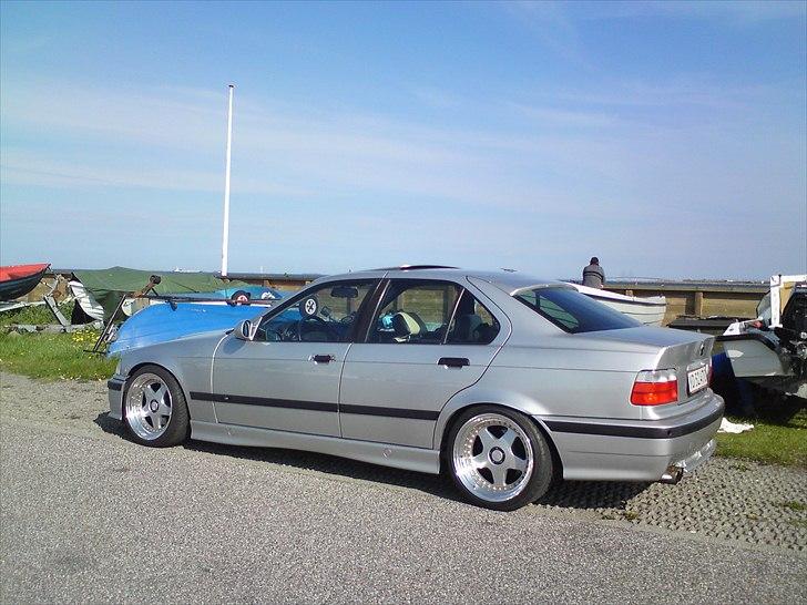 BMW e36 325i ( SOLGT ) billede 19