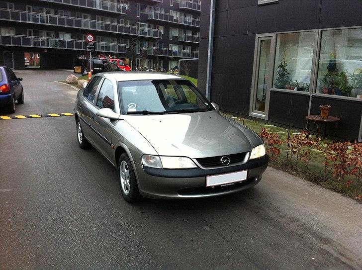 Opel Vectra (SOLGT) billede 1