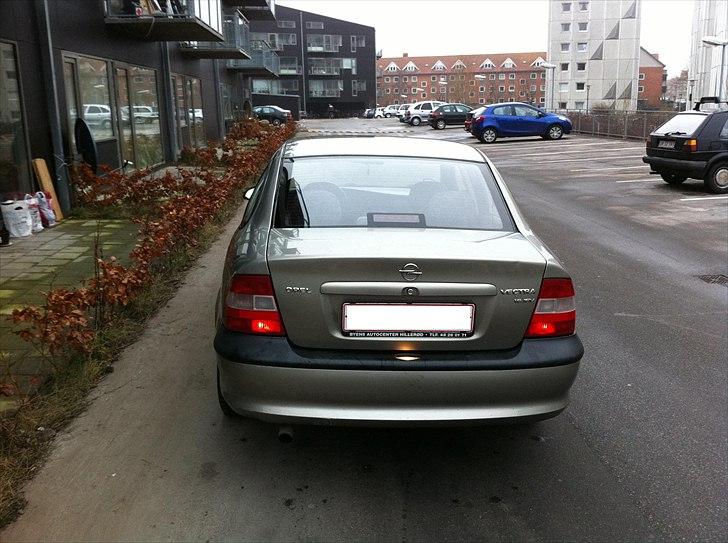 Opel Vectra (SOLGT) billede 4