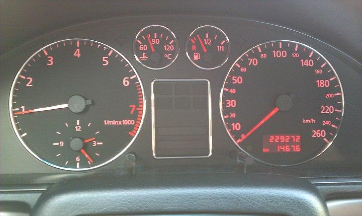 Audi a4 solgt billede 11