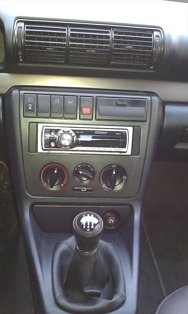 Audi a4 solgt billede 13