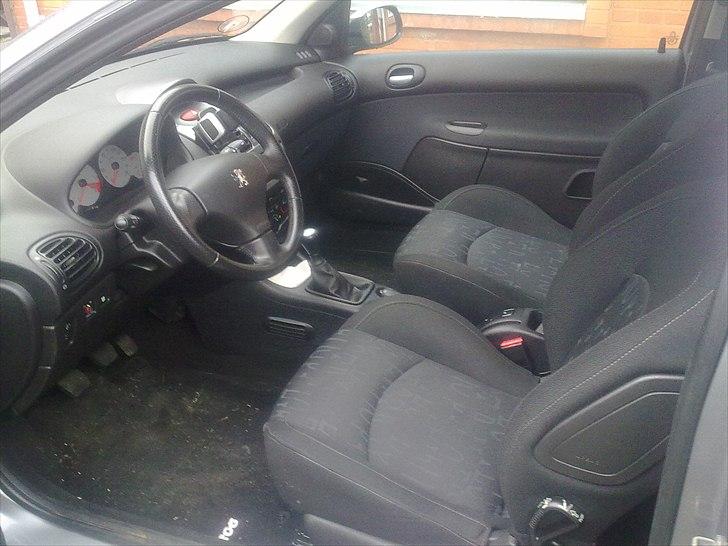 Peugeot 206(SOLGT) billede 14