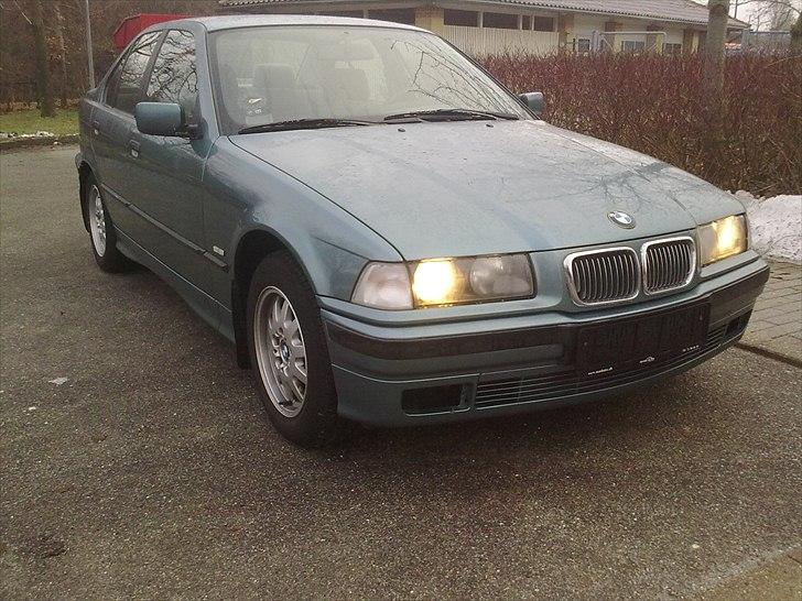 BMW 318i bavaria  billede 2