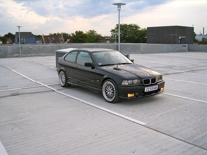 BMW 318ti Compact SOLGT. billede 5