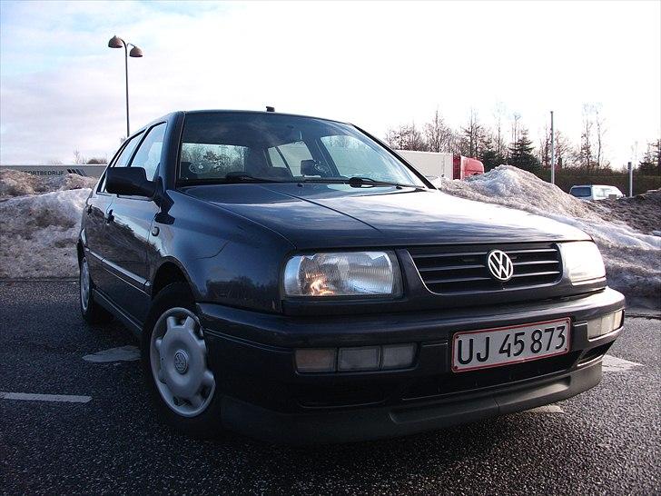 VW Vento 1,9 TDI [ Tidl bil ] billede 1