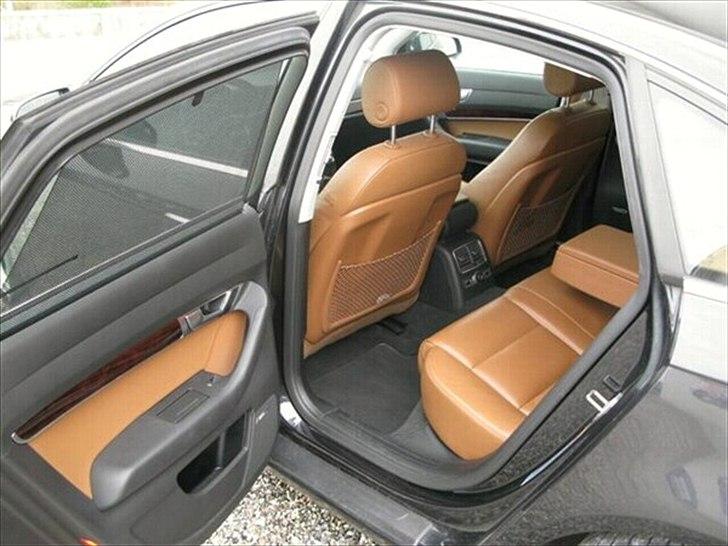 Audi A6 2,4 V6 billede 4