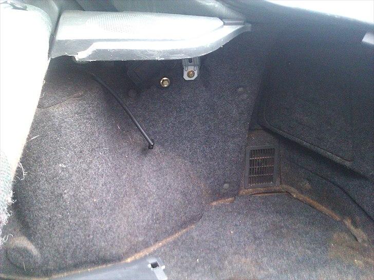 Hyundai Accent Night Rider Solgt billede 19