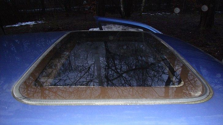 Ford Sierra 1,6 Laser. SOLGT. billede 7