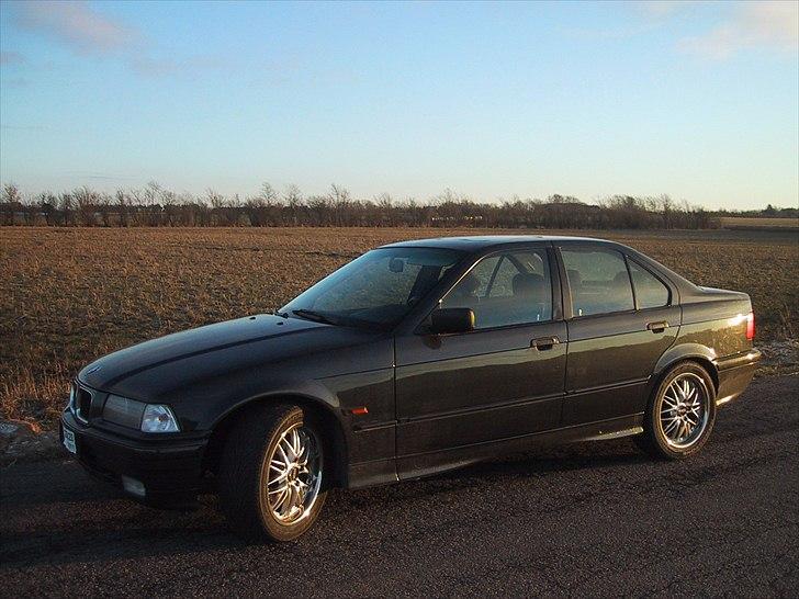 BMW E36 325i 1993 # Solgt billede 5