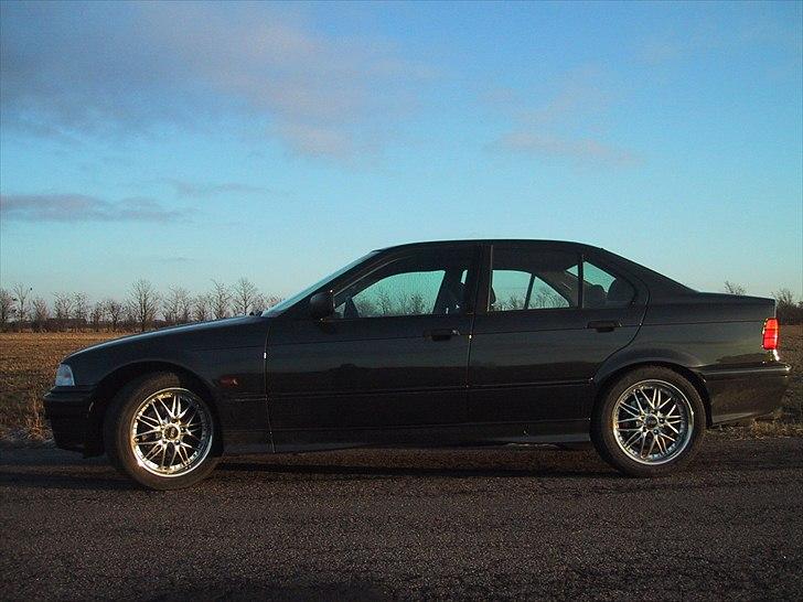 BMW E36 325i 1993 # Solgt billede 14