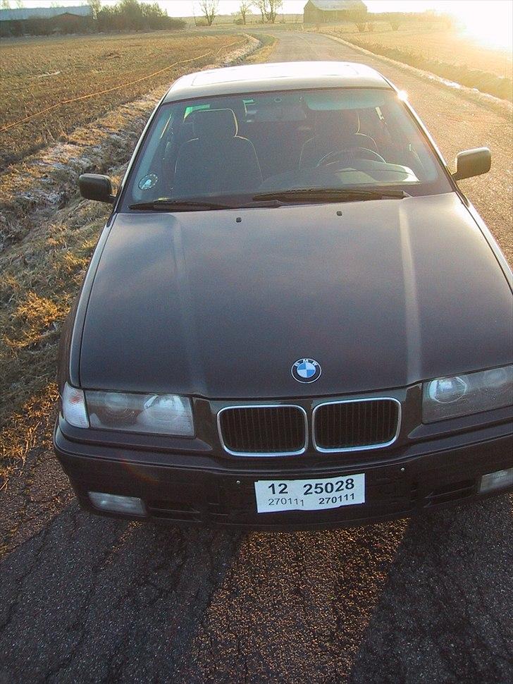 BMW E36 325i 1993 # Solgt billede 19