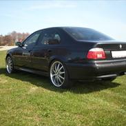 BMW e39 540i