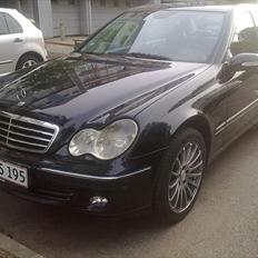 Mercedes Benz C220