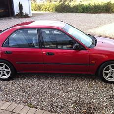 Honda Civic esi 1.6 vtec 