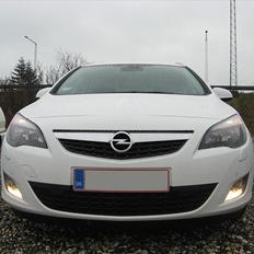 Opel Astra Sports Tourer Sport
