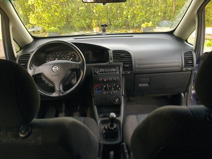 Opel zafira solgt billede 6