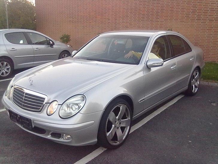 Mercedes Benz e270 billede 4