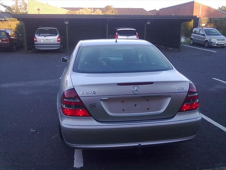 Mercedes Benz e270 billede 7