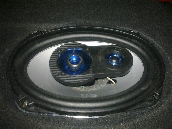 Nissan sunny (solgt) billede 10