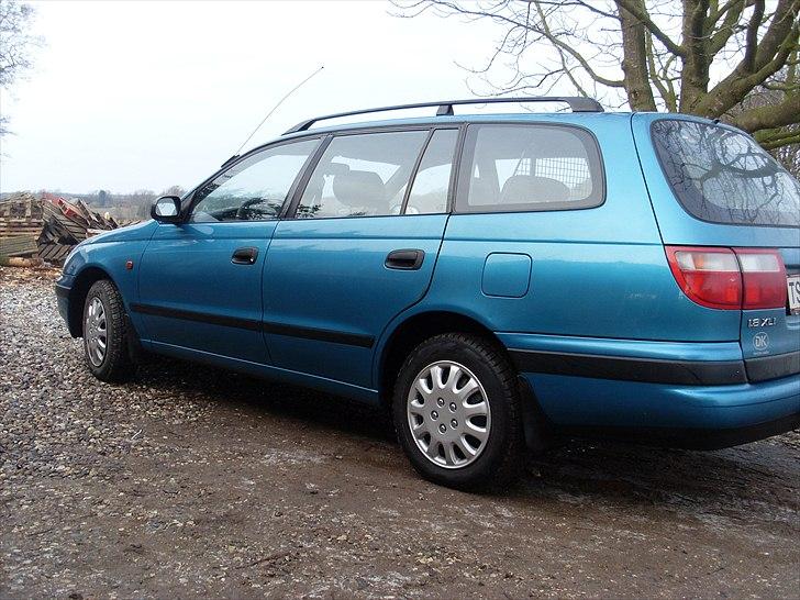 Toyota Carina E st car. 1,8i 16v billede 4