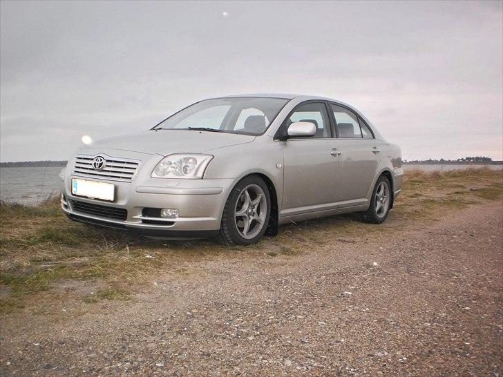 Toyota Avensis billede 4