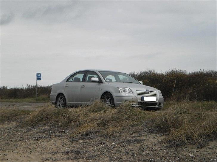 Toyota Avensis billede 13