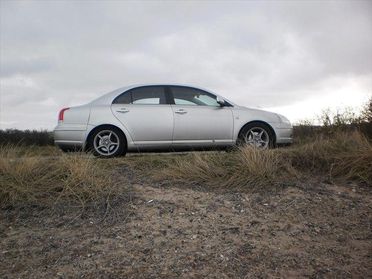 Toyota Avensis billede 14