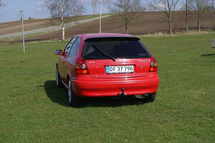 Toyota Corolla G6R totalskadet billede 4