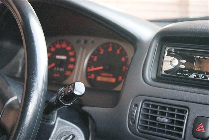 Toyota Corolla G6R totalskadet billede 8