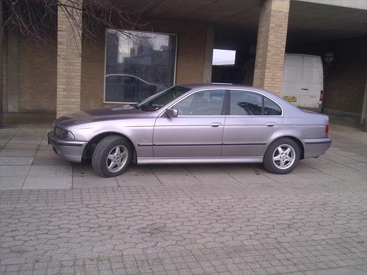 BMW e39 523iA - 15" vinter alu billede 10