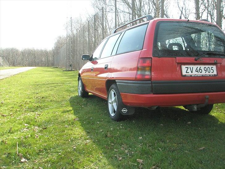 Opel astra F st. car SOLGT billede 5