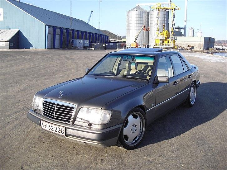 Mercedes Benz 300E  billede 3