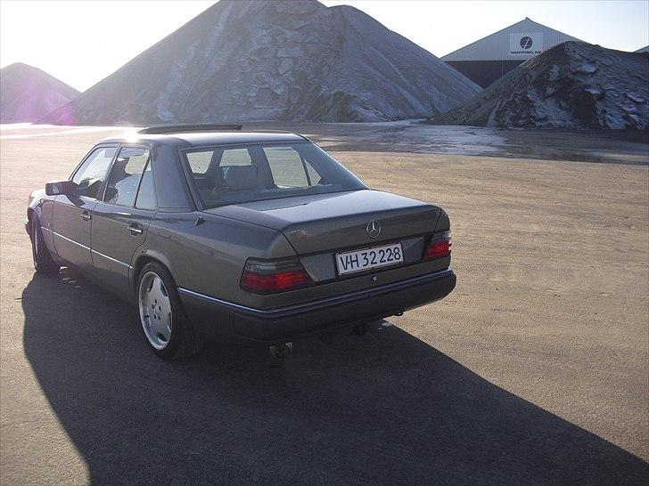 Mercedes Benz 300E  billede 5