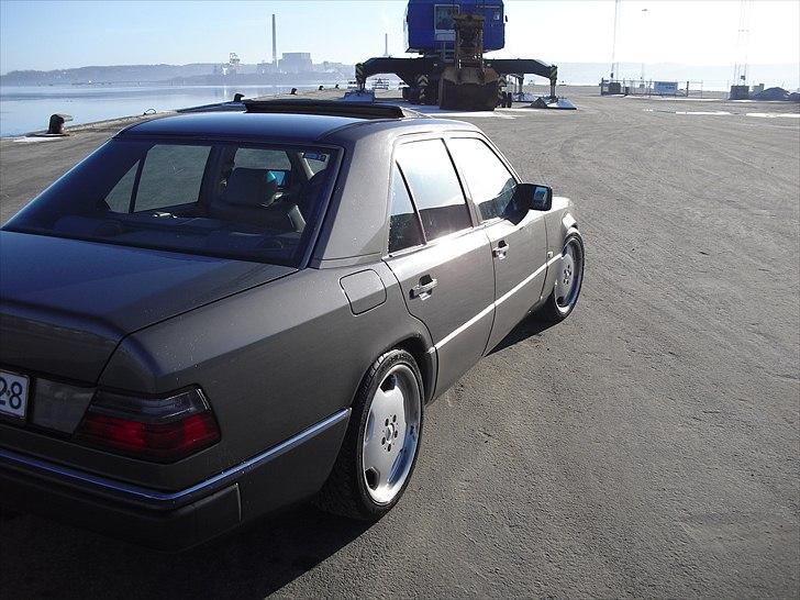 Mercedes Benz 300E  billede 6