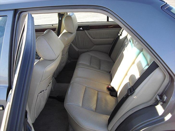 Mercedes Benz 300E  billede 8