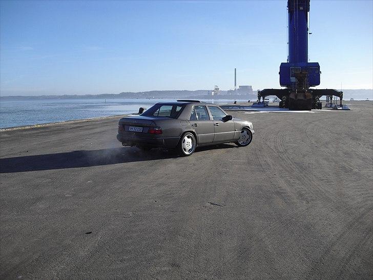 Mercedes Benz 300E  billede 14