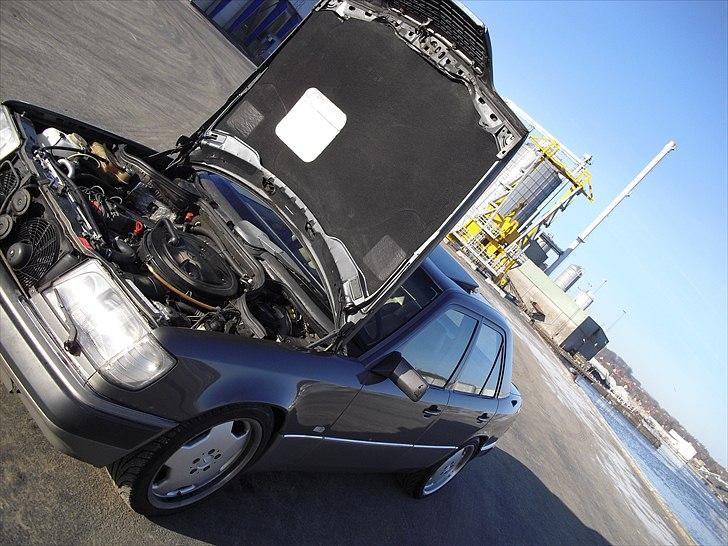 Mercedes Benz 300E  billede 15