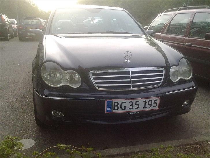 Mercedes Benz C220 billede 2