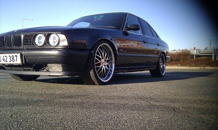 BMW e34 520i SOLGT billede 3