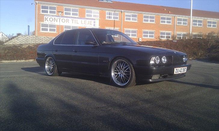 BMW e34 520i SOLGT billede 7