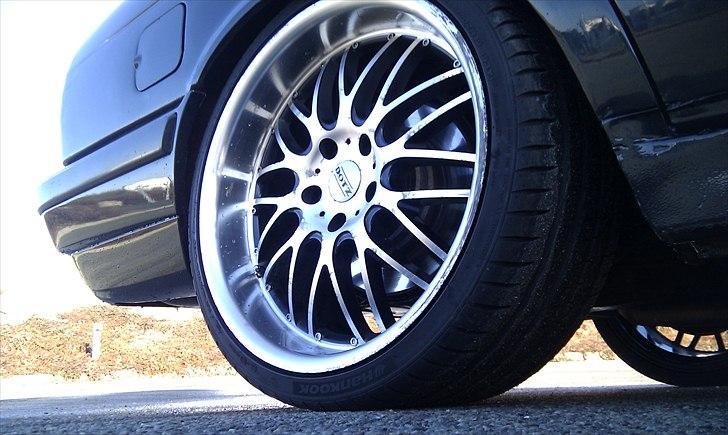 BMW e34 520i SOLGT billede 11