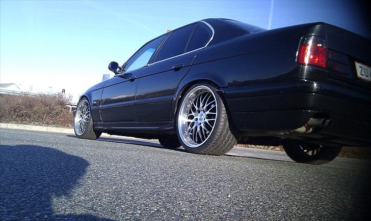 BMW e34 520i SOLGT billede 17